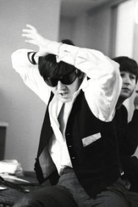 celebridades-fotos-raras-beatles- Paul McCartney dança no Plaza Hotel, em 1964