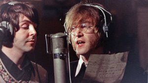 Celebridades fotos raras Beatles por Ringo Paul McCartney e John Lennon na gravação de  “Hey Bulldog”, no estúdio de Abbey Road, em 1968