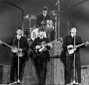 the-beatles-1963-royal-variety-performance-rare-on-dvd-28572